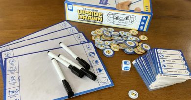 Telestrations Upside Drawn party game